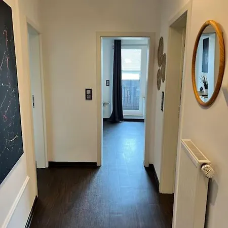 Hochwertige Διαμέρισμα Φρέχεν