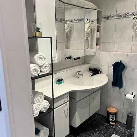 Hochwertige * Φρέχεν